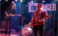 6804030eafb03.jpg