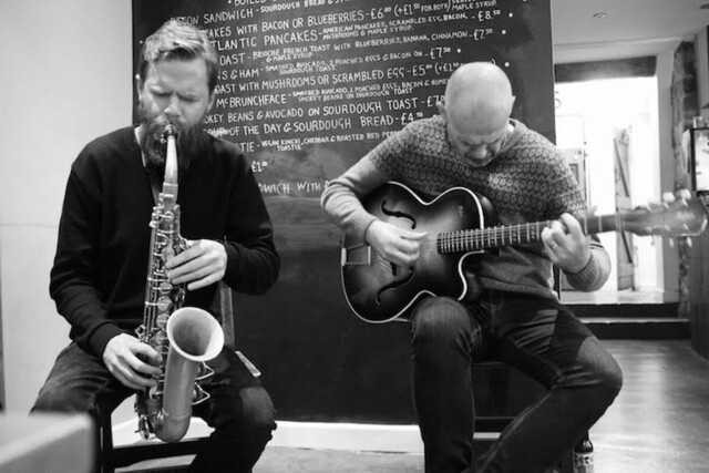 Colin Webster & Dirk Serries - Living room concert