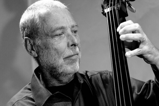 Dave Holland Trio - Met Jaleel Shaw & Nasheet Waits