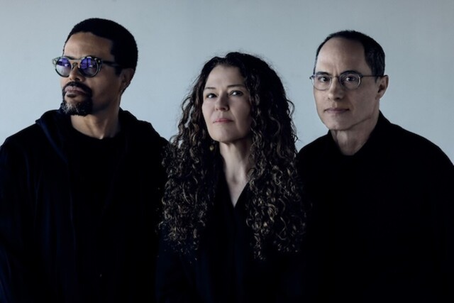 Shortcuts - Courvoisier / Rothenberg / Waits - Toptrio uit New York