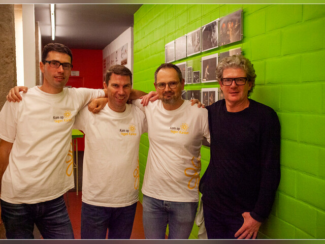 Van Peel & The Young Ones - T.v.v. 100km-run voor Kom op Tegen Kanker
