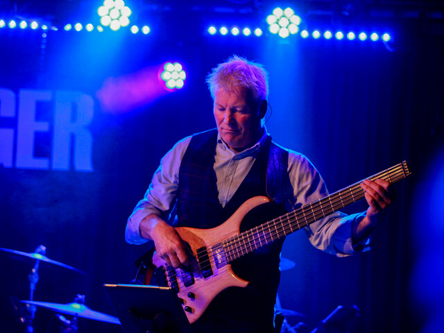 Claptonite - A tribute to Eric Clapton