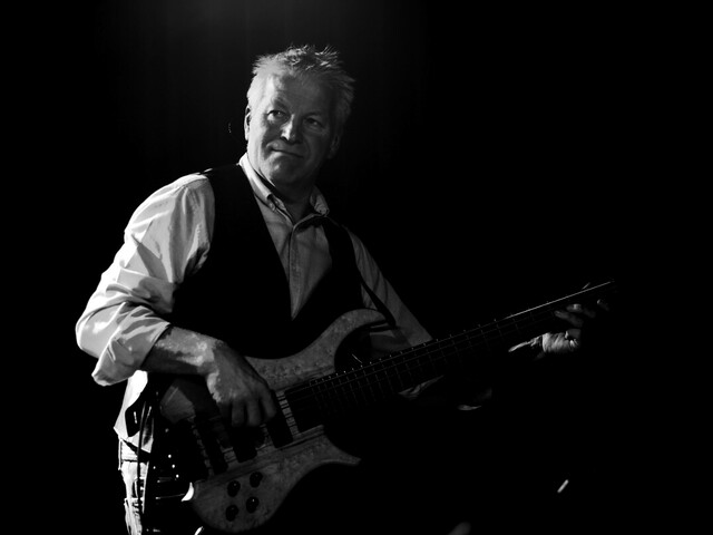 Claptonite - A tribute to Eric Clapton