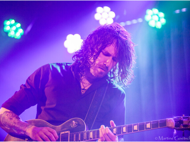 Dom Martin - Buried Alive Tour