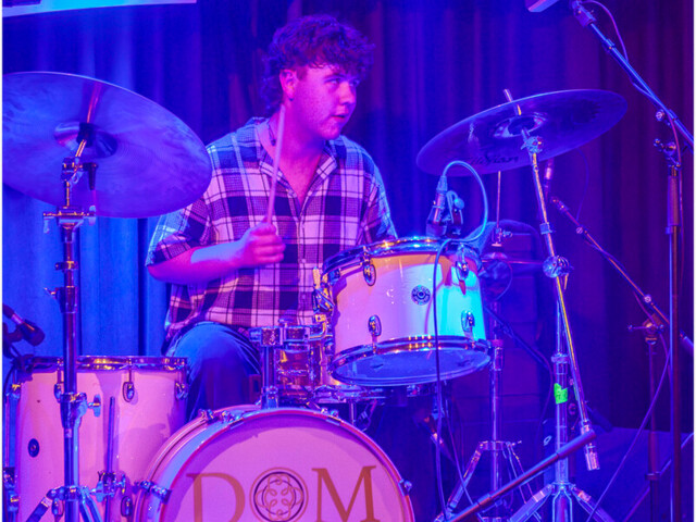 Dom Martin - Buried Alive Tour