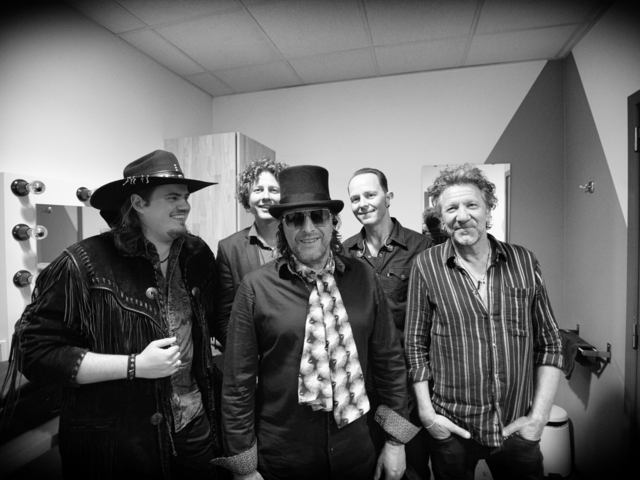 Petty's Heartbreakers - A Tribute to Tom Petty and the Heartbreakers (met Frank Saenen van The Scabs)