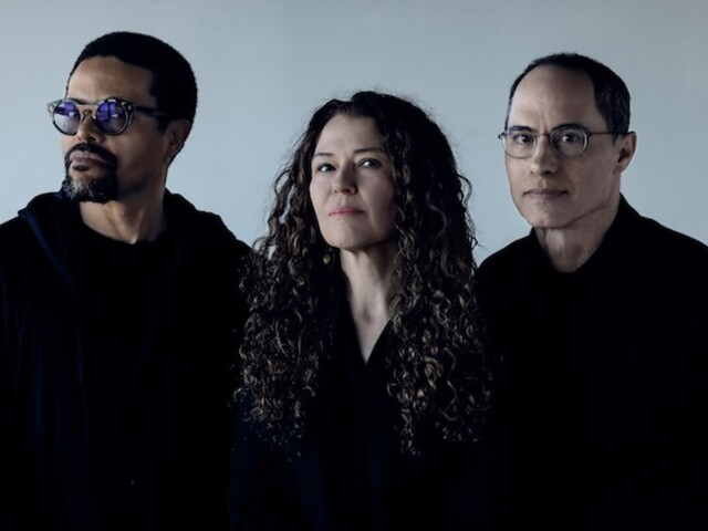 Shortcuts - Courvoisier / Rothenberg / Waits - Toptrio uit New York