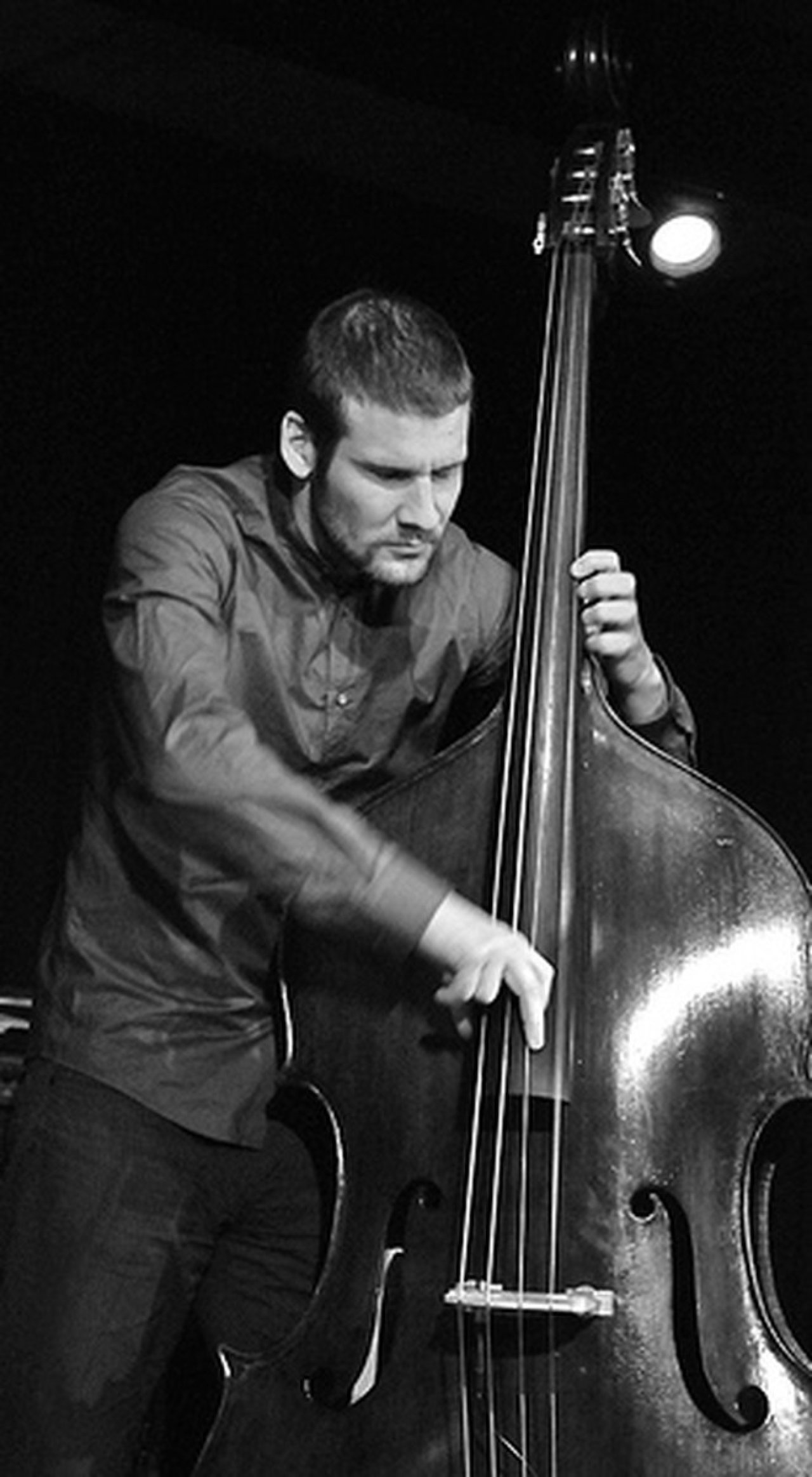 Pascal Niggenkemper Trio (D-FR/B/VS)